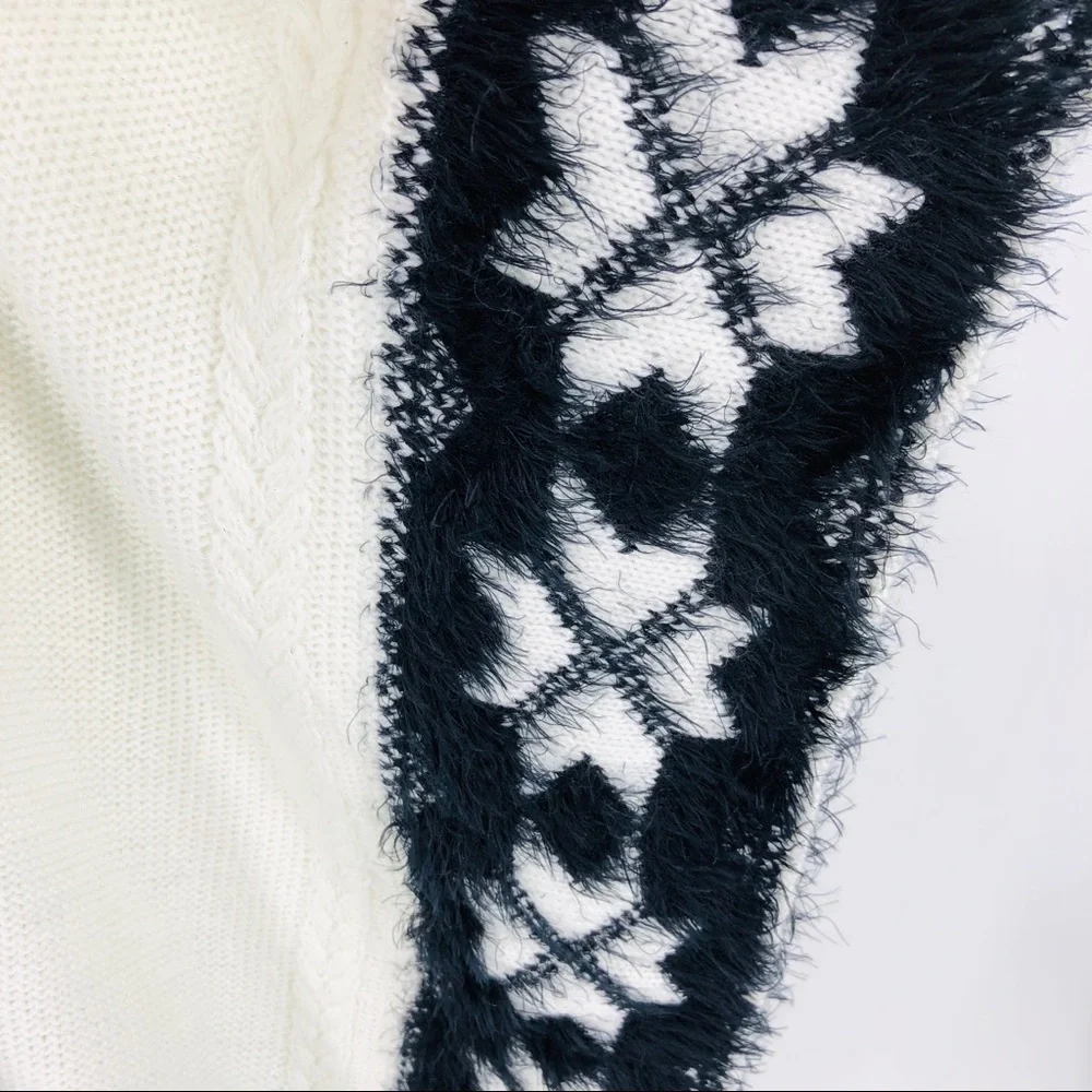 NWT Ivory Black Cowl Neck Poncho Sweater SM/MED - Picture 5 of 8